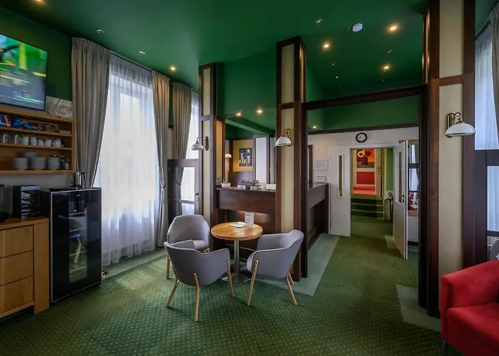 Hotel Zelená Marina 4*